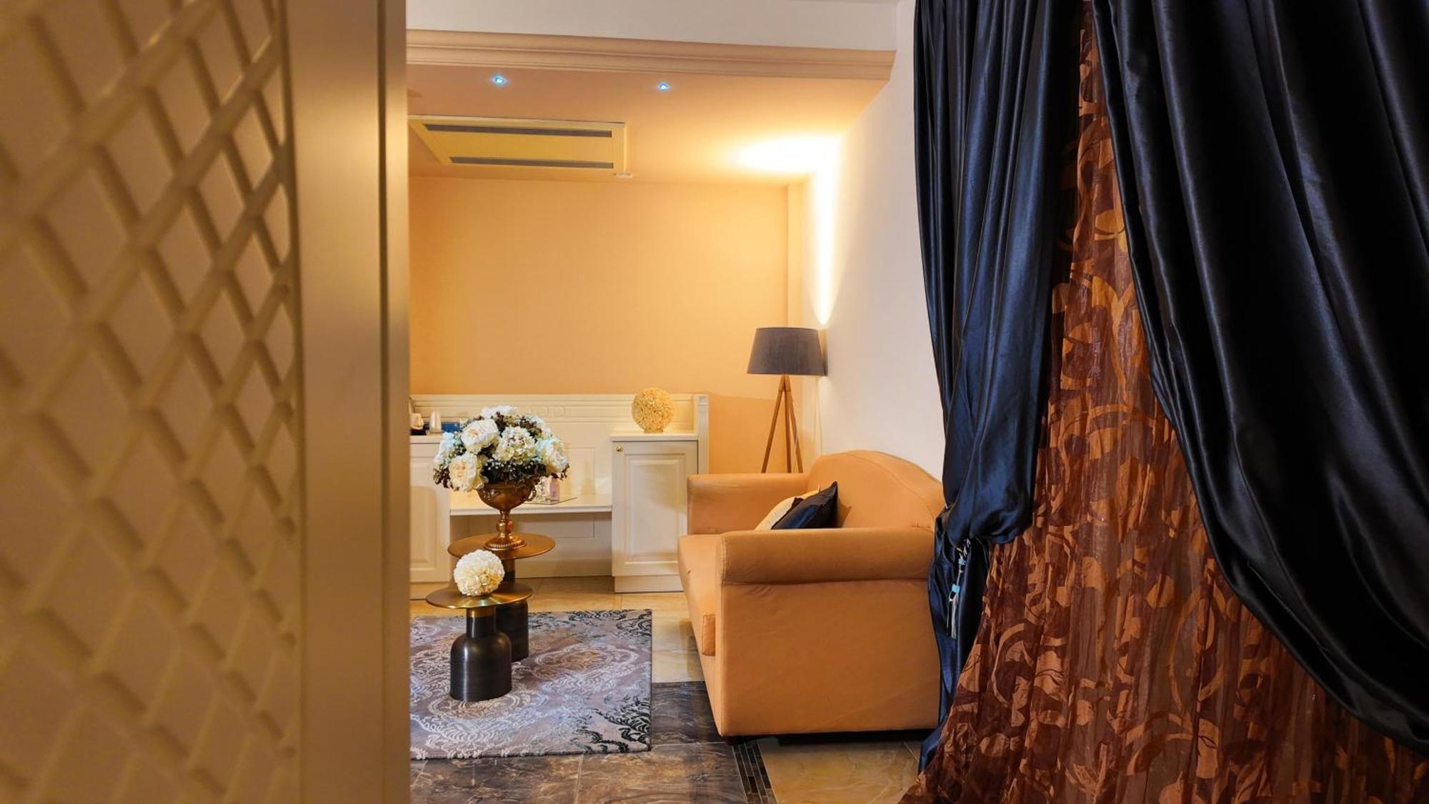 Regina Di Saba - Hotel Villa Per Ricevimenti Grottaminarda Zewnętrze zdjęcie