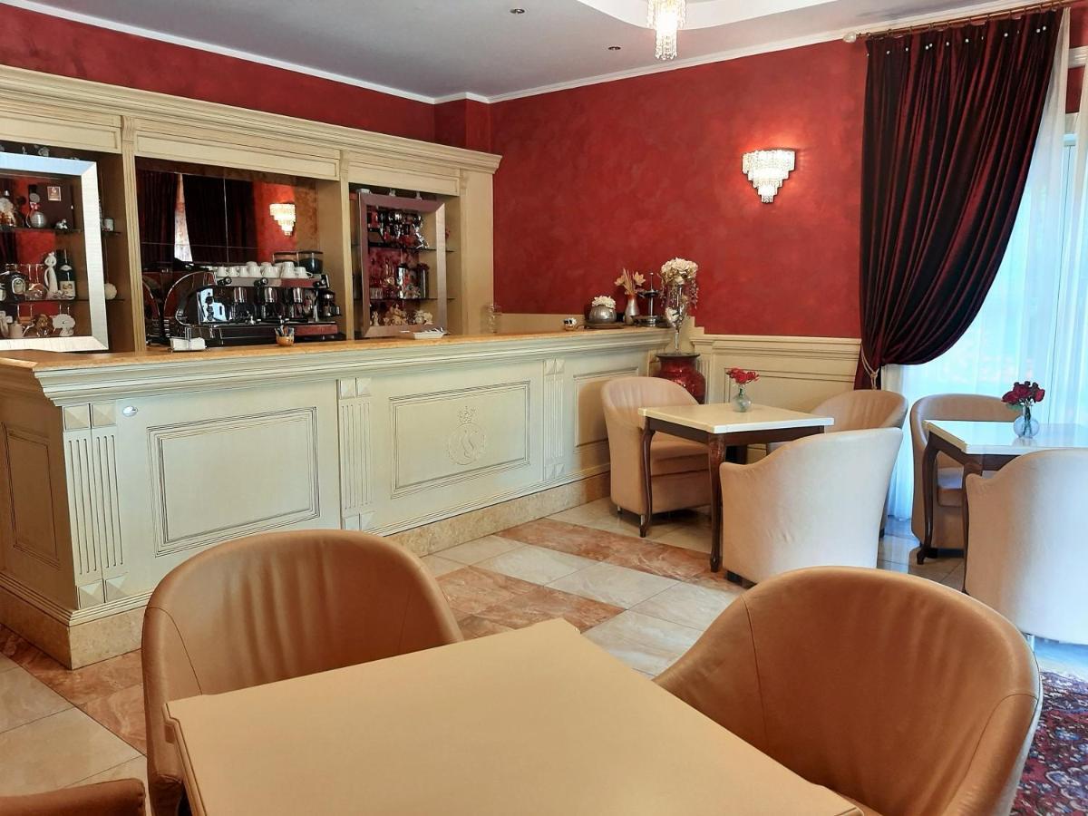 Regina Di Saba - Hotel Villa Per Ricevimenti Grottaminarda Zewnętrze zdjęcie