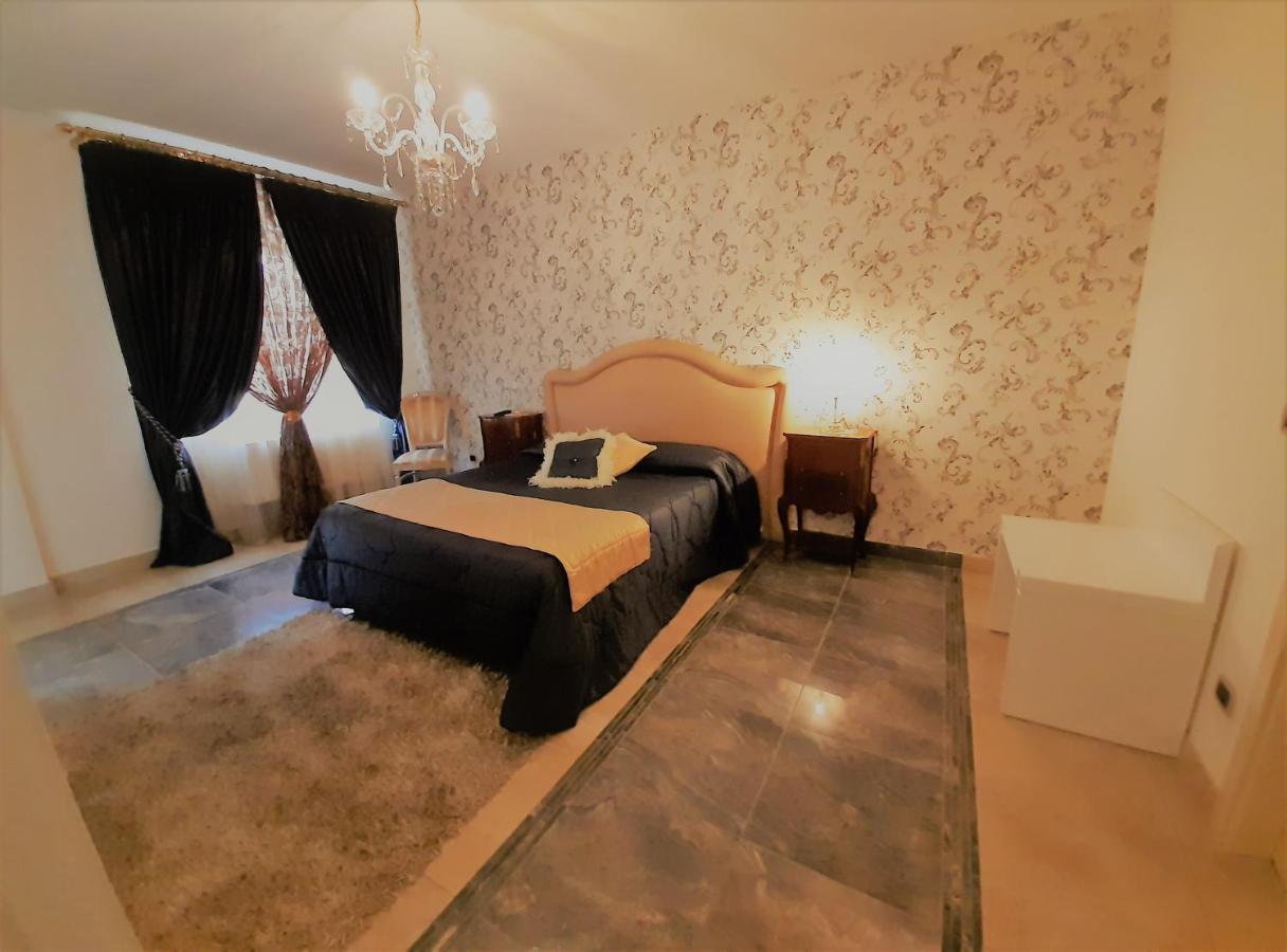 Regina Di Saba - Hotel Villa Per Ricevimenti Grottaminarda Zewnętrze zdjęcie